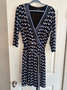 Roz&Ali Women’s Blue Geometric Print Faux Wrap Belted Dress Size 1X